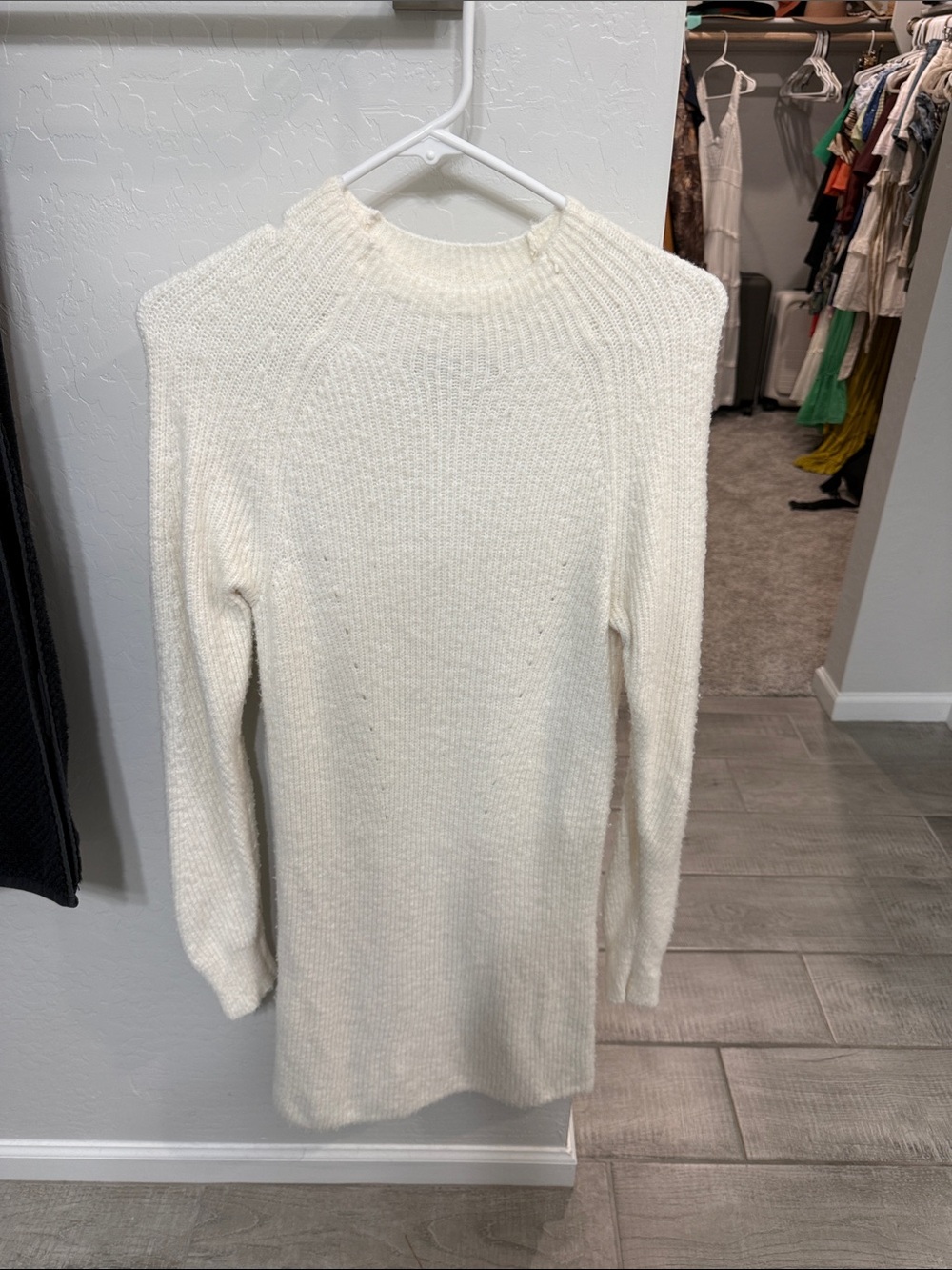 Abercrombie & Fitch Women's Cream Knit Sweater Dress - Soft Long Sleeve